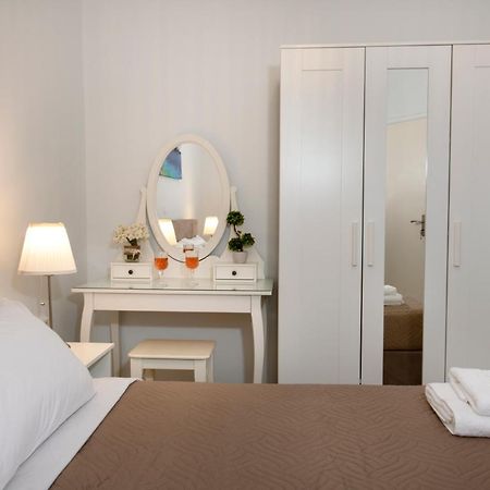Irina Apartment Rethymno  ภายนอก รูปภาพ